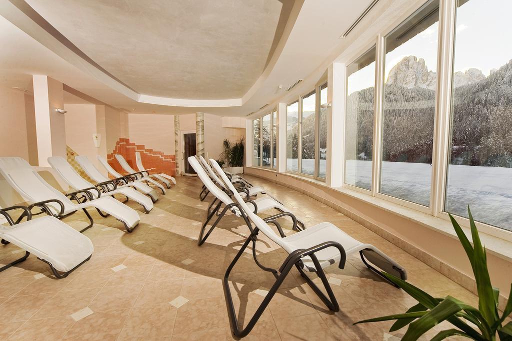 Diamant Spa Resort Santa Cristina Val Gardena Экстерьер фото